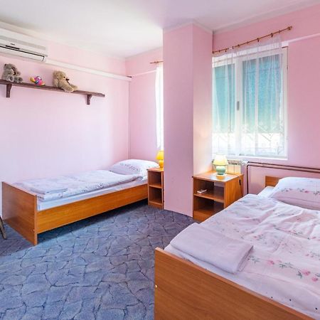 Apartments With A Parking Space Slunj, Plitvice - 18152 Екстериор снимка
